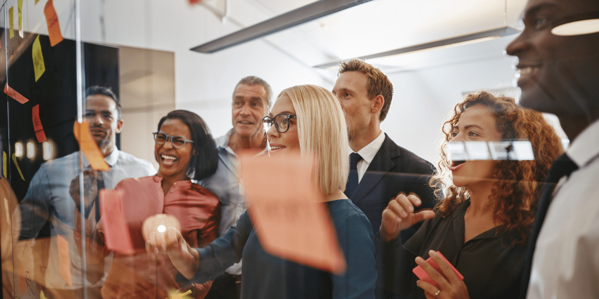 recruiters-looking-at-feedback